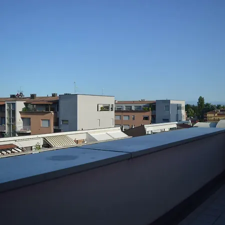 Apartment Aida Parma *
